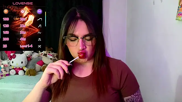 lucycherry   online show from 03/05/26, 06:31