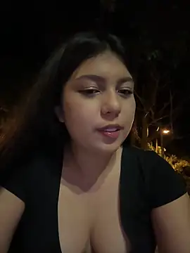 Maii chan online show from 02/01/25, 03:52