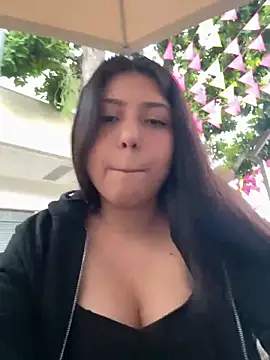 Maii chan online show from 02/20/25, 09:53