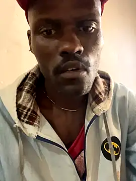 Snapshot of BringBackLostLover chatting on 10/07/25, 12:24 BringBackLostLover online show from 10/07/25, 12:24