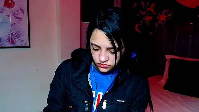 Violettasquirt online show from 12/02/25, 01:39