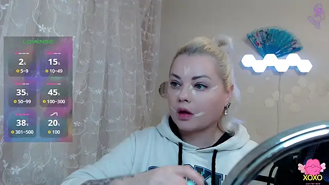 JewellKiss7 online show from 11/13/25, 04:11