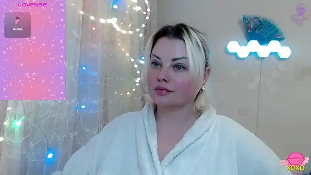 Snapshot of JewellKiss7 chatting on 04/07/26, 07:58 JewellKiss7 online show from 04/07/26, 07:58