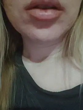 Linda 999 online show from 01/15/25, 05:26