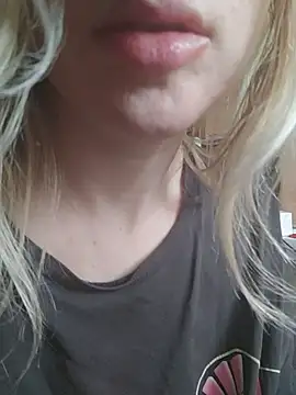 Linda 999 online show from 03/03/25, 10:49