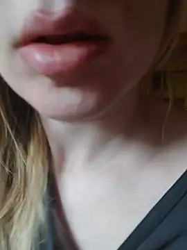 Linda 999 online show from 03/19/25, 08:12