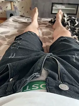 red red00 online show from 03/05/26, 06:09