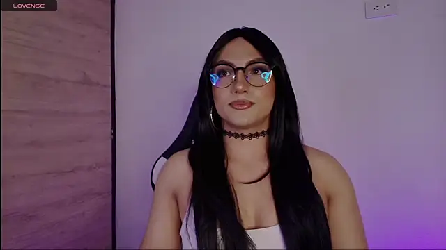 -Sofii  online show from 04/25/26, 08:06