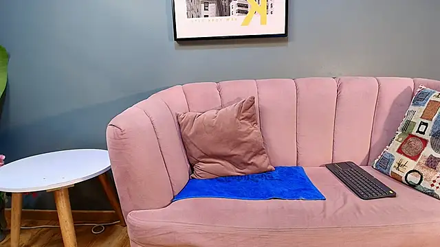 Snapshot of Mark_Evans1_ chatting on 12/14/24, 02:31 Mark Evans1 online show from 12/14/24, 02:31