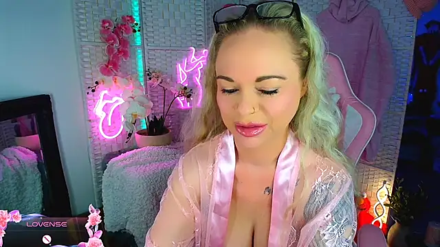 EllieKarrX online show from 01/21/25, 09:25