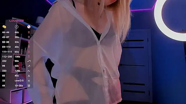 Snapshot of aneta_alisha chatting on 02/01/25, 09:19 aneta alisha online show from 02/01/25, 09:19