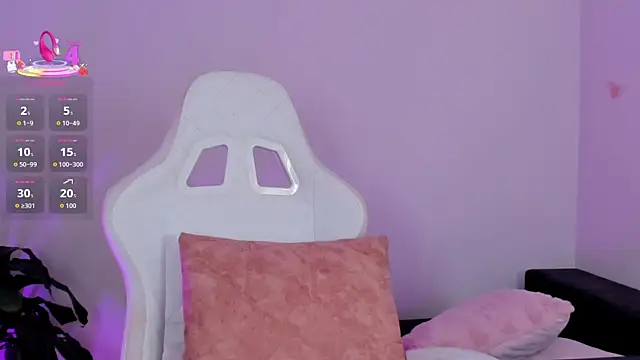 EmilyRive online show from 10/27/25, 10:36