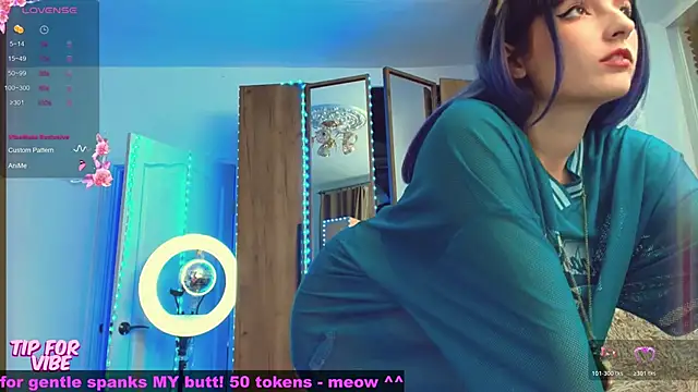 Toxic Ellies online show from 11/22/25, 01:54