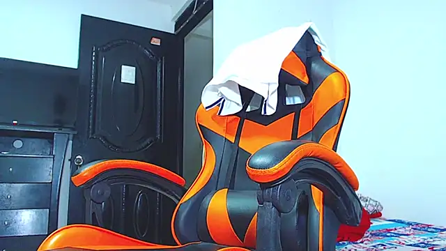 ADAM HOT online show from 02/07/26, 11:41