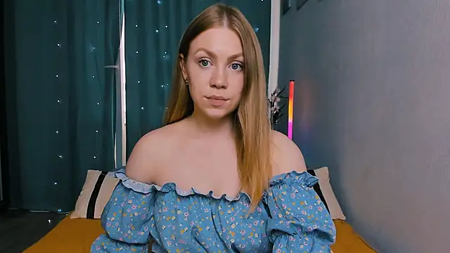 InsatiableFoxX online show from 06/16/26, 02:19