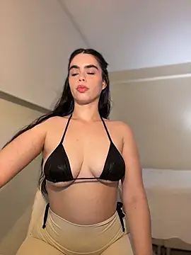 Mavi Coless online show from 04/15/26, 12:39