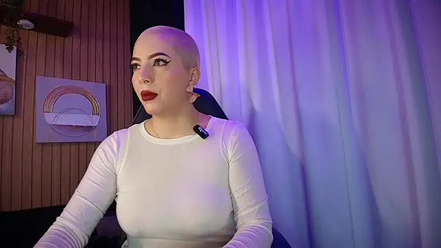 Camila Chainn online show from 01/14/26, 10:10