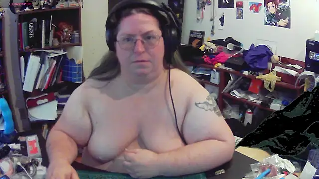 Snapshot of ShibariTurtleDuck chatting on 05/29/26, 01:53 ShibariTurtleDuck online show from 05/29/26, 01:53