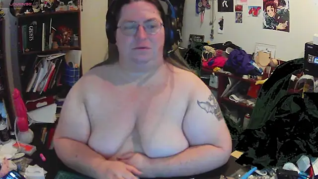 Snapshot of ShibariTurtleDuck chatting on 06/02/26, 01:13 ShibariTurtleDuck online show from 06/02/26, 01:13
