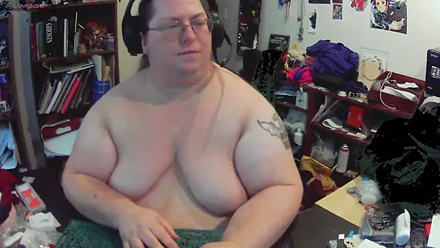 Snapshot of ShibariTurtleDuck chatting on 06/10/26, 03:00 ShibariTurtleDuck online show from 06/10/26, 03:00