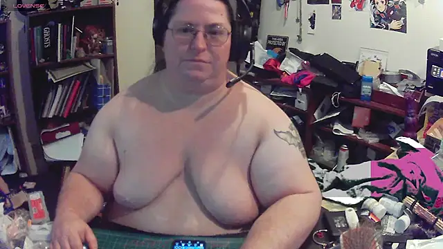 Snapshot of ShibariTurtleDuck chatting on 06/23/26, 08:07 ShibariTurtleDuck online show from 06/23/26, 08:07