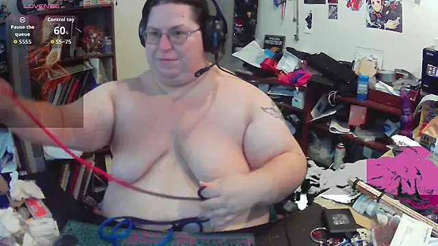 Snapshot of ShibariTurtleDuck chatting on 06/24/26, 12:48 ShibariTurtleDuck online show from 06/24/26, 12:48