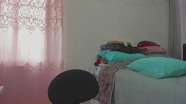 HARLEYNAPIER online show from 04/22/26, 09:27