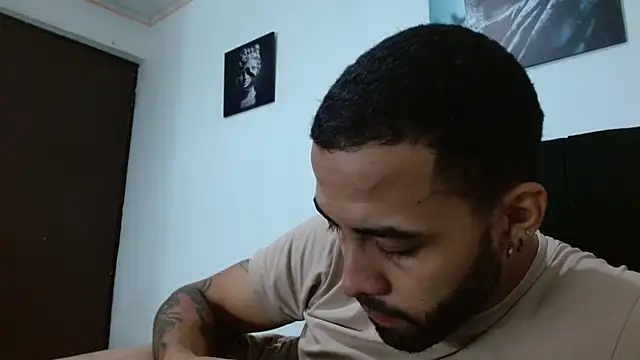 Hendry  online show from 02/05/25, 04:48