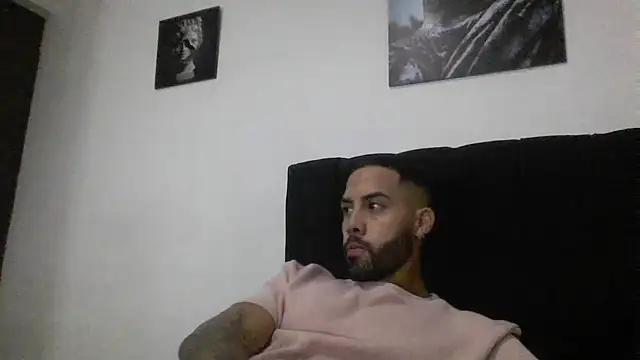 Hendry  online show from 02/07/25, 02:40