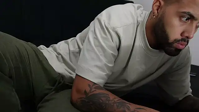 Hendry  online show from 02/12/25, 02:24