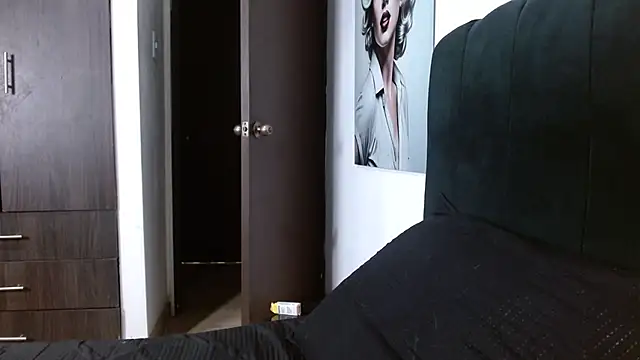 Hendry  online show from 11/24/25, 02:11