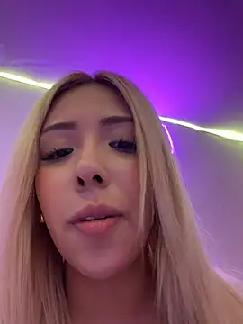 Sofy Softtt online show from 08/04/26, 07:44