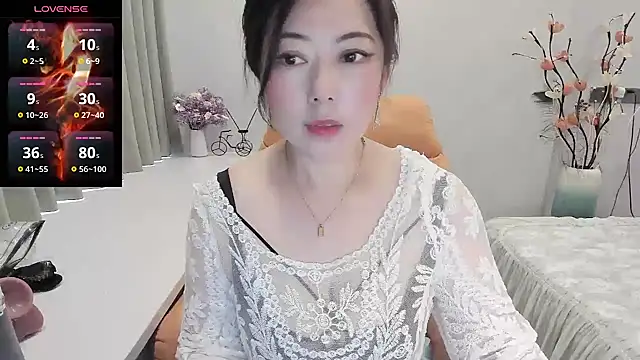 Crystal Wings online show from 09/20/25, 01:39