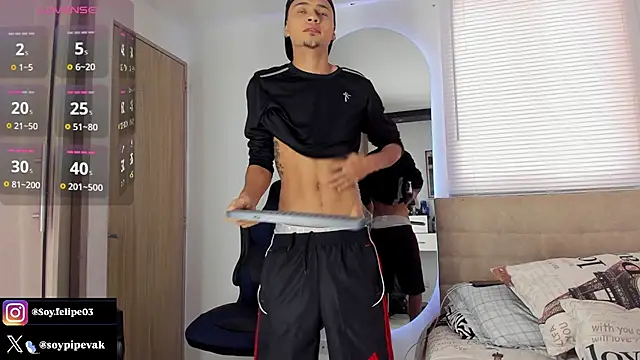 soyander03  online show from 11/22/25, 11:42