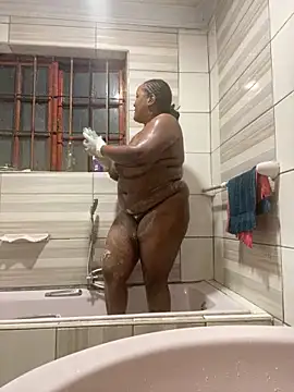 Missmoox24 online show from 09/29/25, 08:57