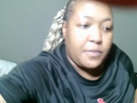 Missmoox24 online show from 11/11/25, 04:29