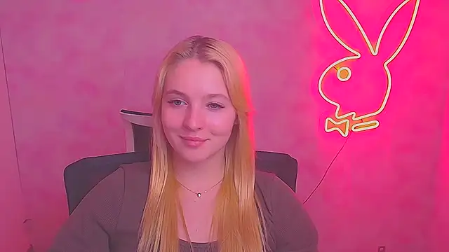 Milka kiss  online show from 02/08/25, 03:53