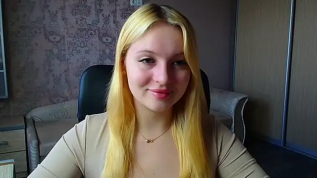 Snapshot of Milka_kiss_ chatting on 05/02/26, 11:04 Milka kiss online show from 05/02/26, 11:04