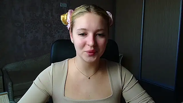 Snapshot of Milka_kiss_ chatting on 05/12/26, 07:16 Milka kiss online show from 05/12/26, 07:16
