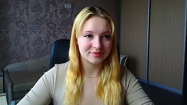 Snapshot of Milka_kiss_ chatting on 05/20/26, 07:03 Milka kiss online show from 05/20/26, 07:03