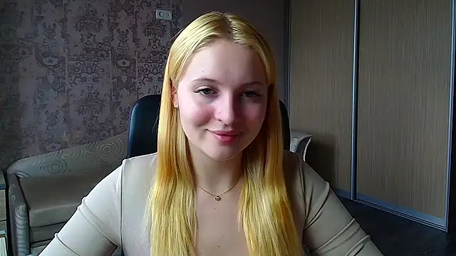 Snapshot of Milka_kiss_ chatting on 06/04/26, 12:44 Milka kiss online show from 06/04/26, 12:44