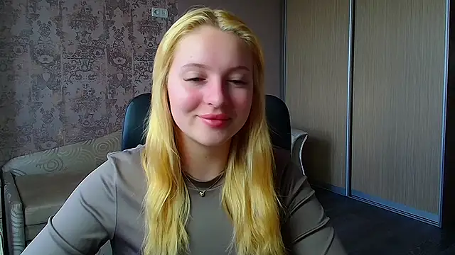 Snapshot of Milka_kiss_ chatting on 06/05/26, 09:48 Milka kiss online show from 06/05/26, 09:48