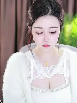 Qiaoqiao  online show from 02/03/25, 04:41