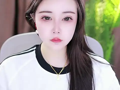 Qiaoqiao  online show from 02/07/25, 07:07