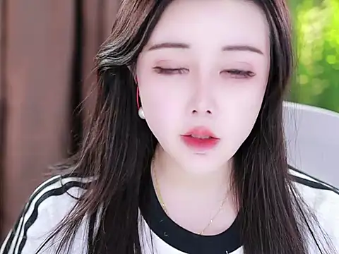 Qiaoqiao  online show from 02/07/25, 04:35