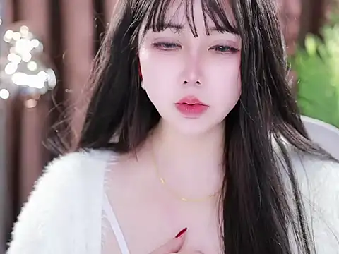 Qiaoqiao  online show from 03/08/25, 06:37