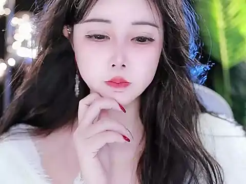 Qiaoqiao  online show from 03/16/25, 09:37