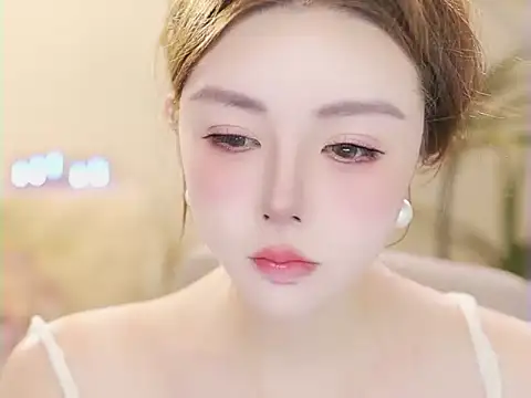 Snapshot of Qiaoqiao_ chatting on 06/30/26, 04:08 Qiaoqiao online show from 06/30/26, 04:08