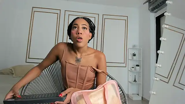 flavia cruz online show from 09/21/25, 07:37