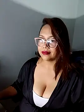 rainhavenus2024 online show from 01/07/25, 12:45